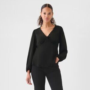 💚 2 for $20 - NWT GAP Long Sleeve Black V-Neck Satin Empire Eyelet Blouse (L)